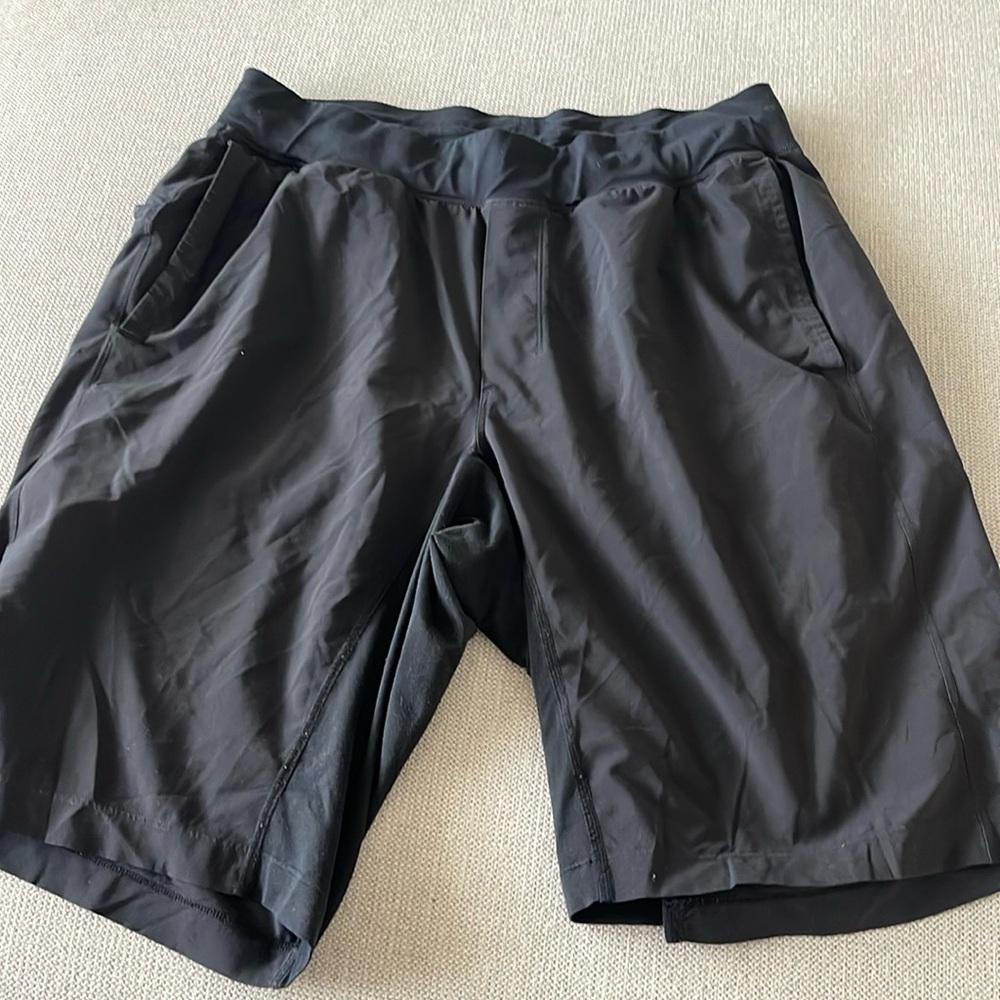 Lululemon men’s large athletic shorts. Longer length. Black size large